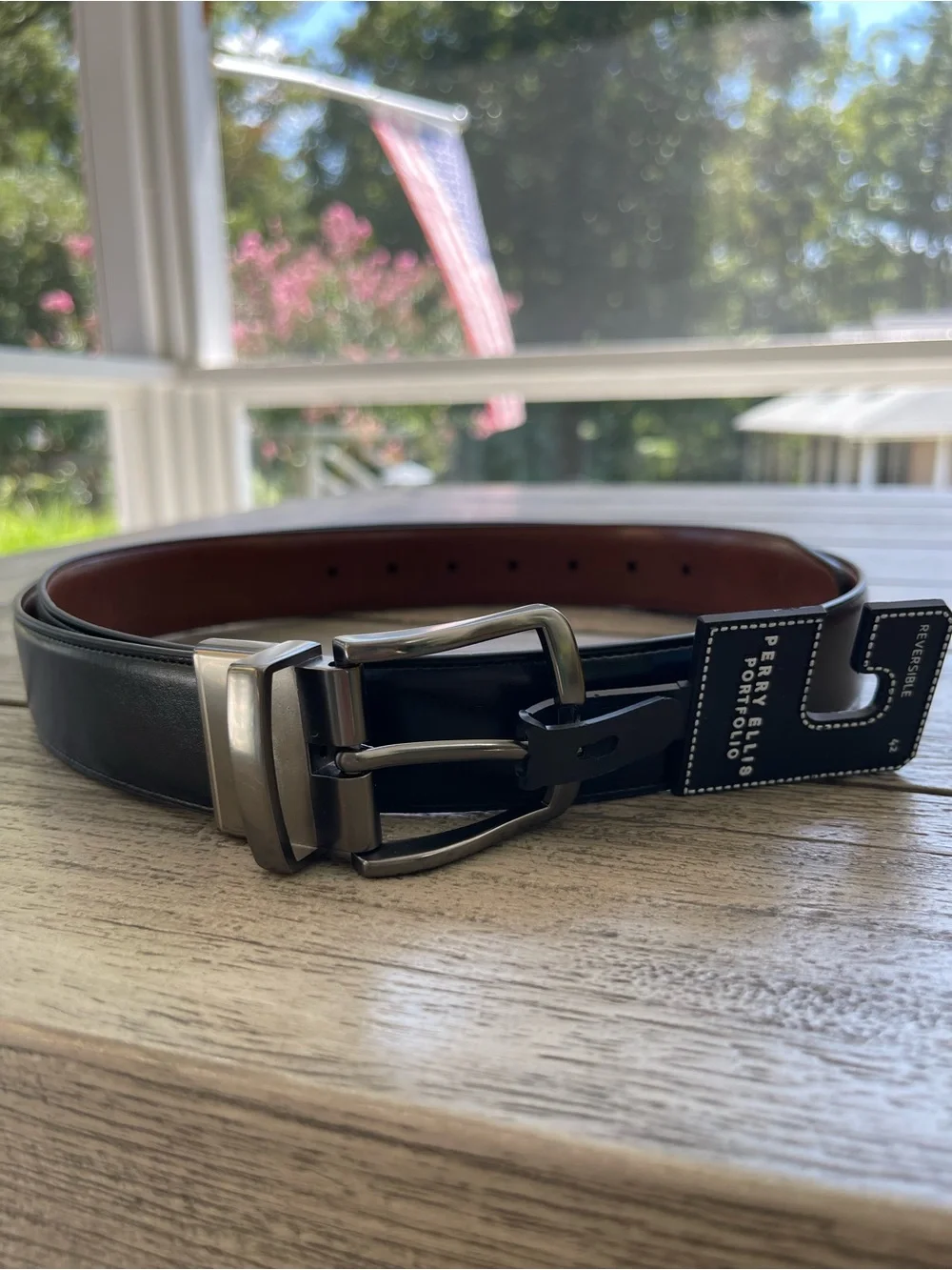 Perry Ellis Mens Reversible Black Brown Vegan Leather Belt Size 42 NWT